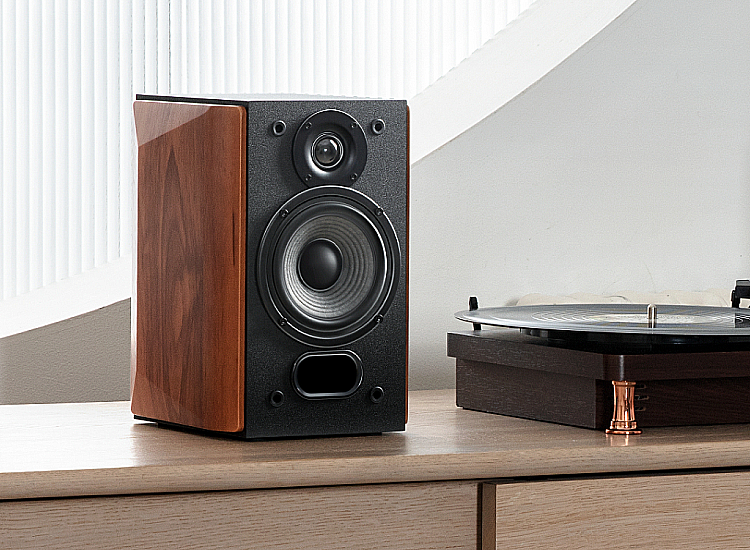 EDF100035brEdifier R1380DB - Professional Bookshelf Speakers (brown)